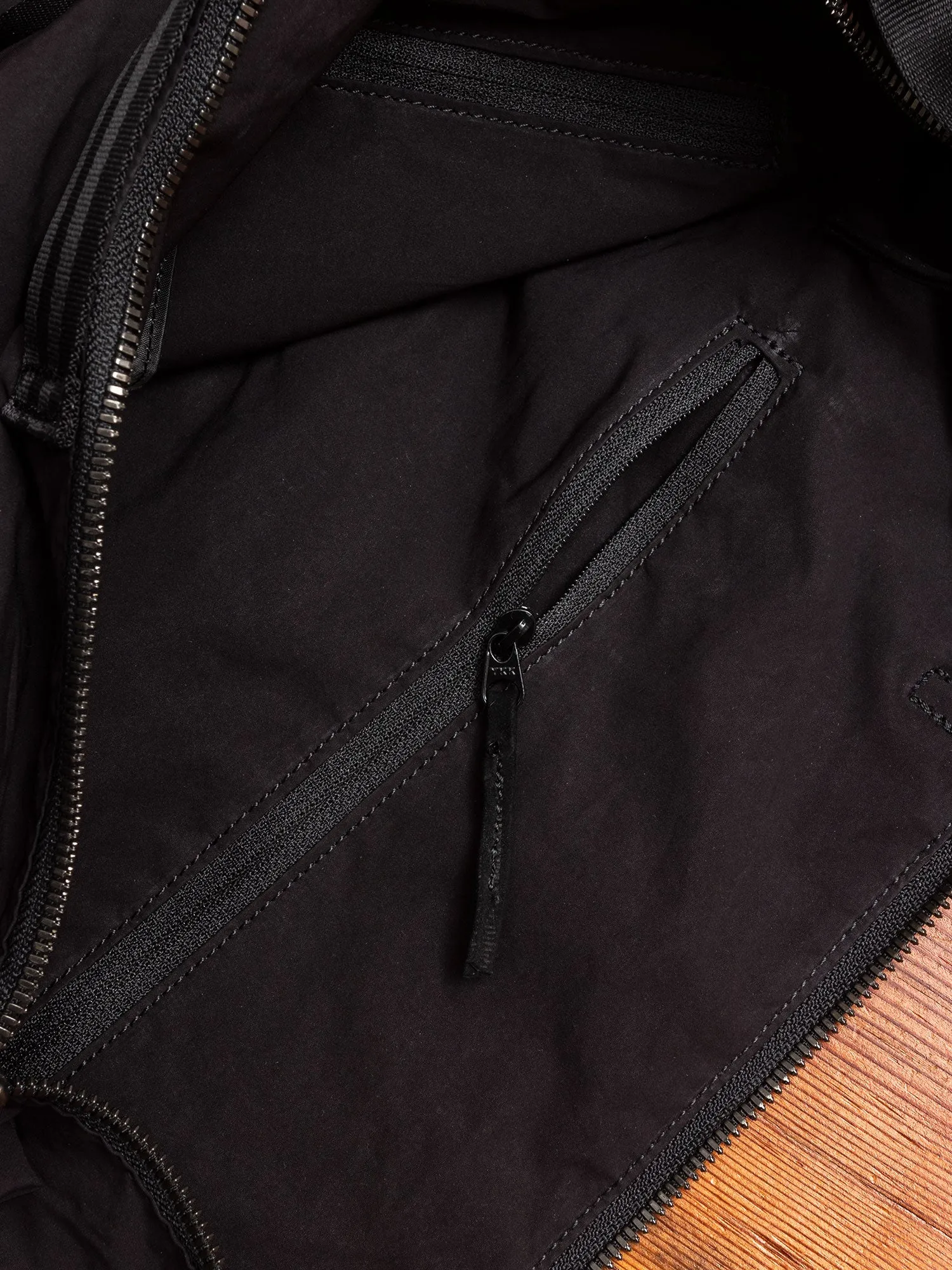 Cramshell Tote Bag in Black