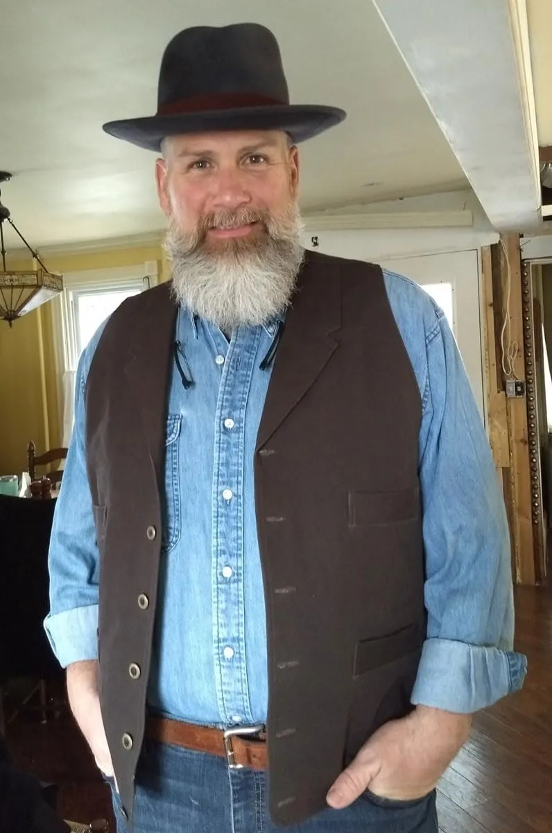 Historical Emporium Men's Cotton Canvas Casual Work Vest, Victorian Old West Edwardian Classic Waistcoat