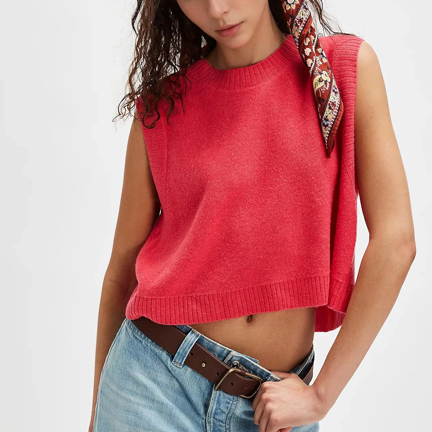 Hixiaohe Sleeveless Sweater Vest for Women Trendy Crewneck Knit Vests Cute Lightweight Pullover Tank Tops Casual Outfits