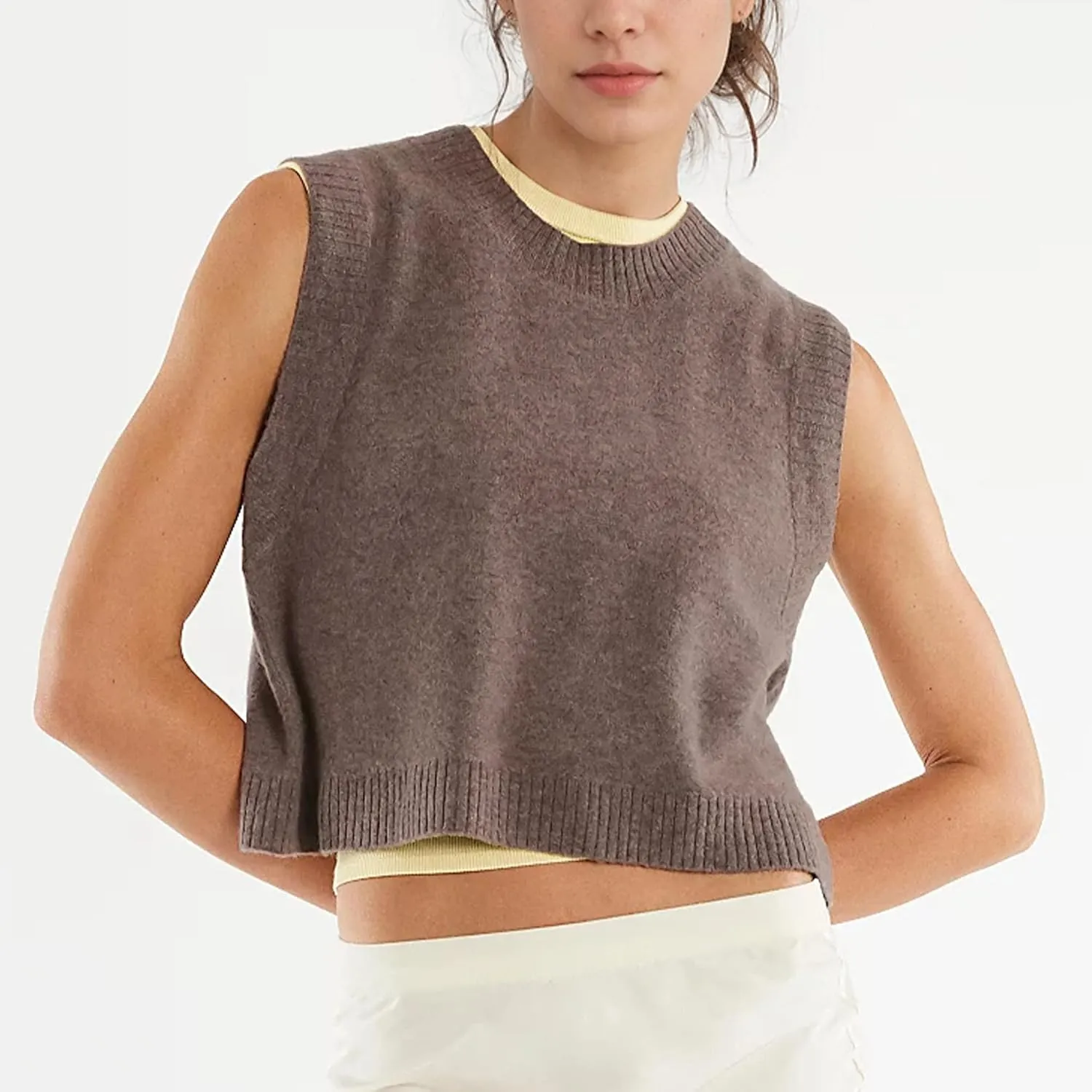 Hixiaohe Sleeveless Sweater Vest for Women Trendy Crewneck Knit Vests Cute Lightweight Pullover Tank Tops Casual Outfits
