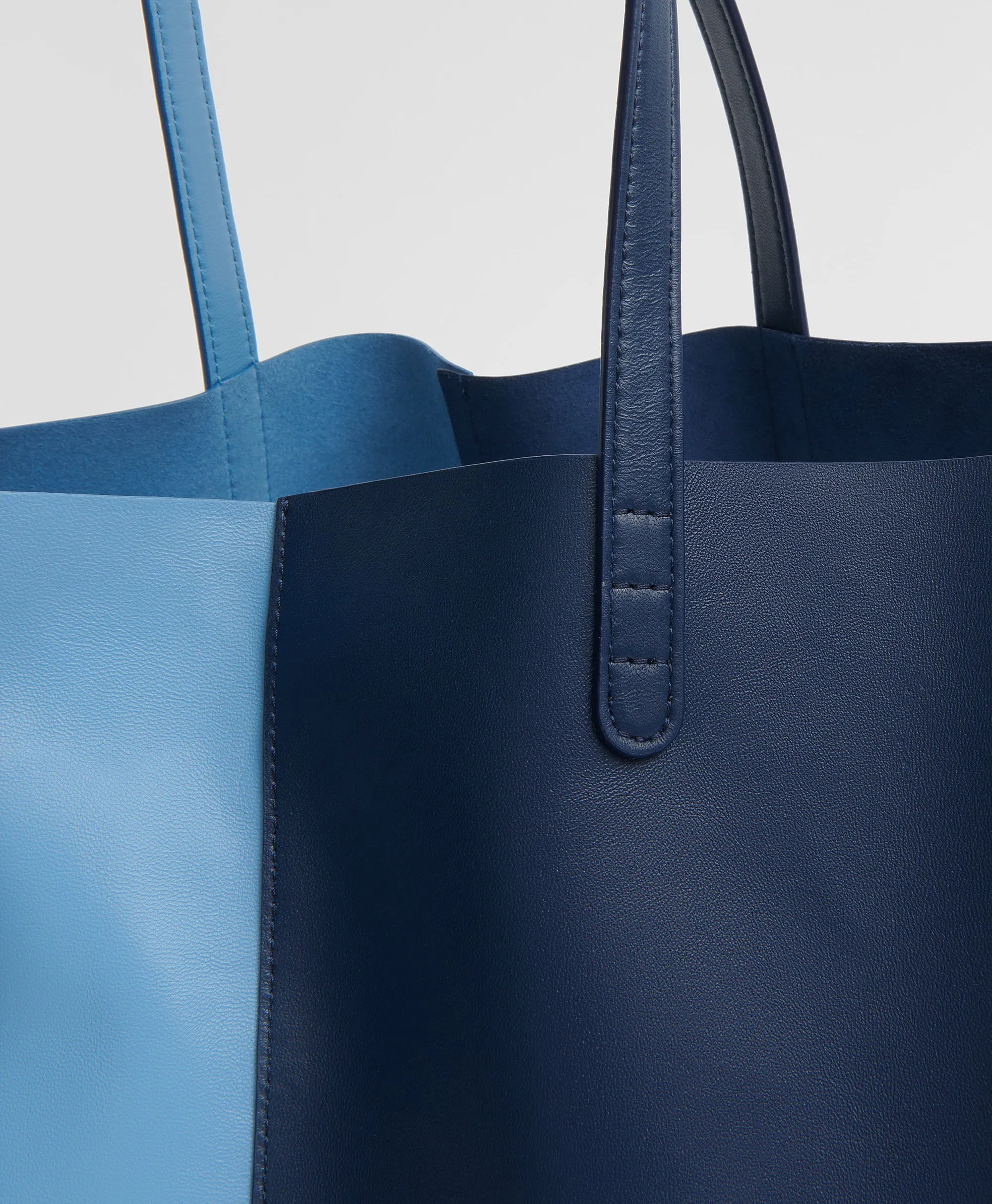 Juno Tote - Blue/Lago