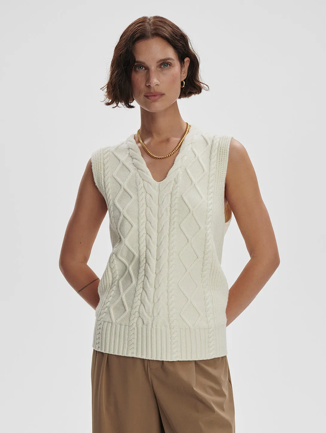 Kay Cable Knit Vest  - Snow White