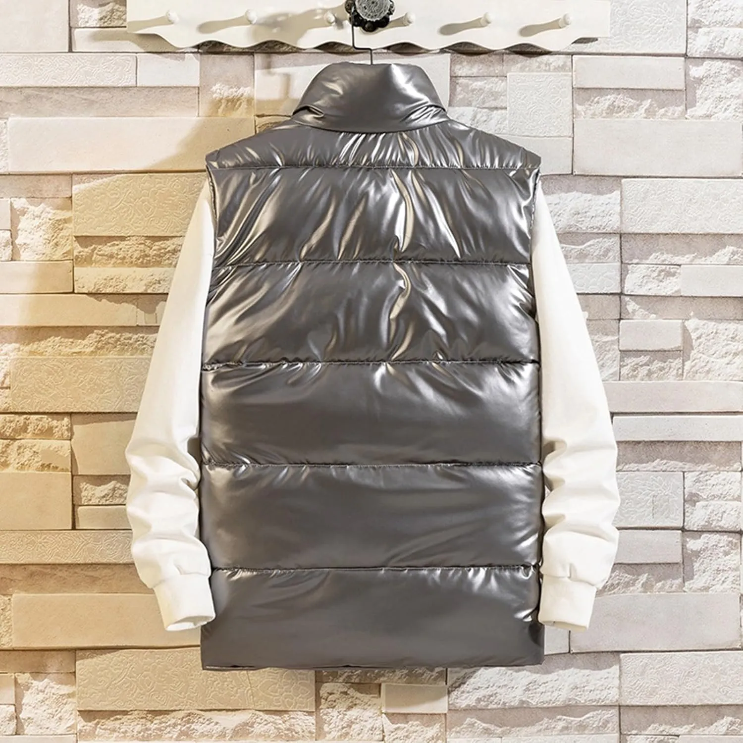 Men's Shiny Metallic Padded Vest Full Zip Winter Warm Sleeveless Puffer Jacket Casual Thick Outdoor Quilted Vest with Pockets