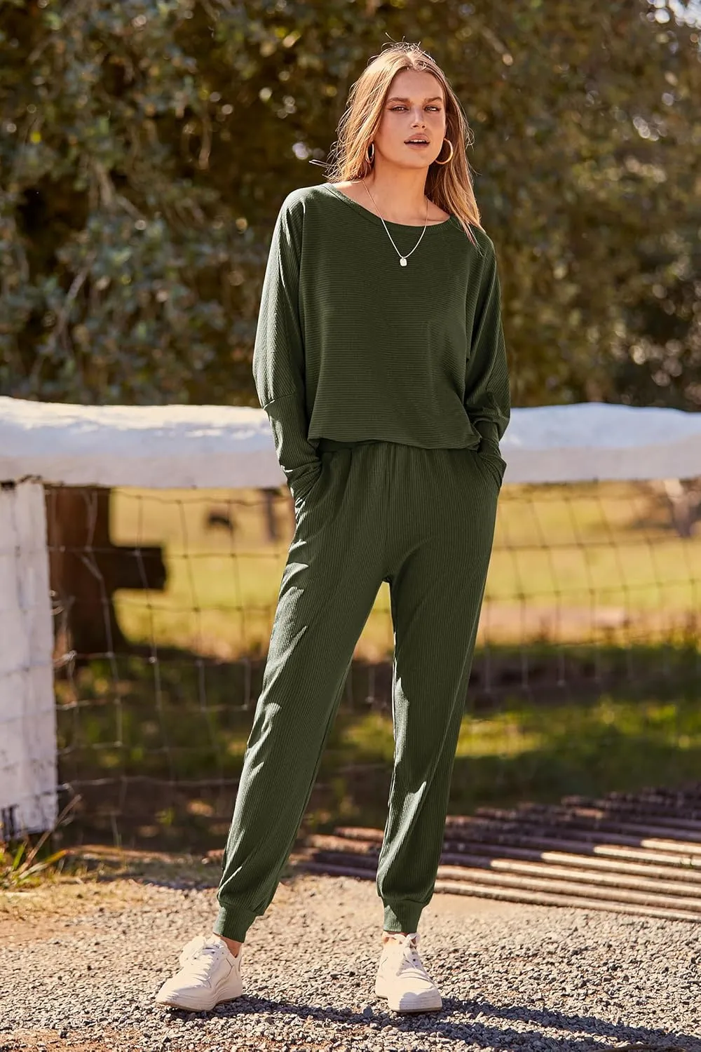 PRETTYGARDEN Women's Fall 2 Piece Outfits Fashion Sweatsuit Long Sleeve Pullover Pants Ribbed Spring Matching Lounge Set
