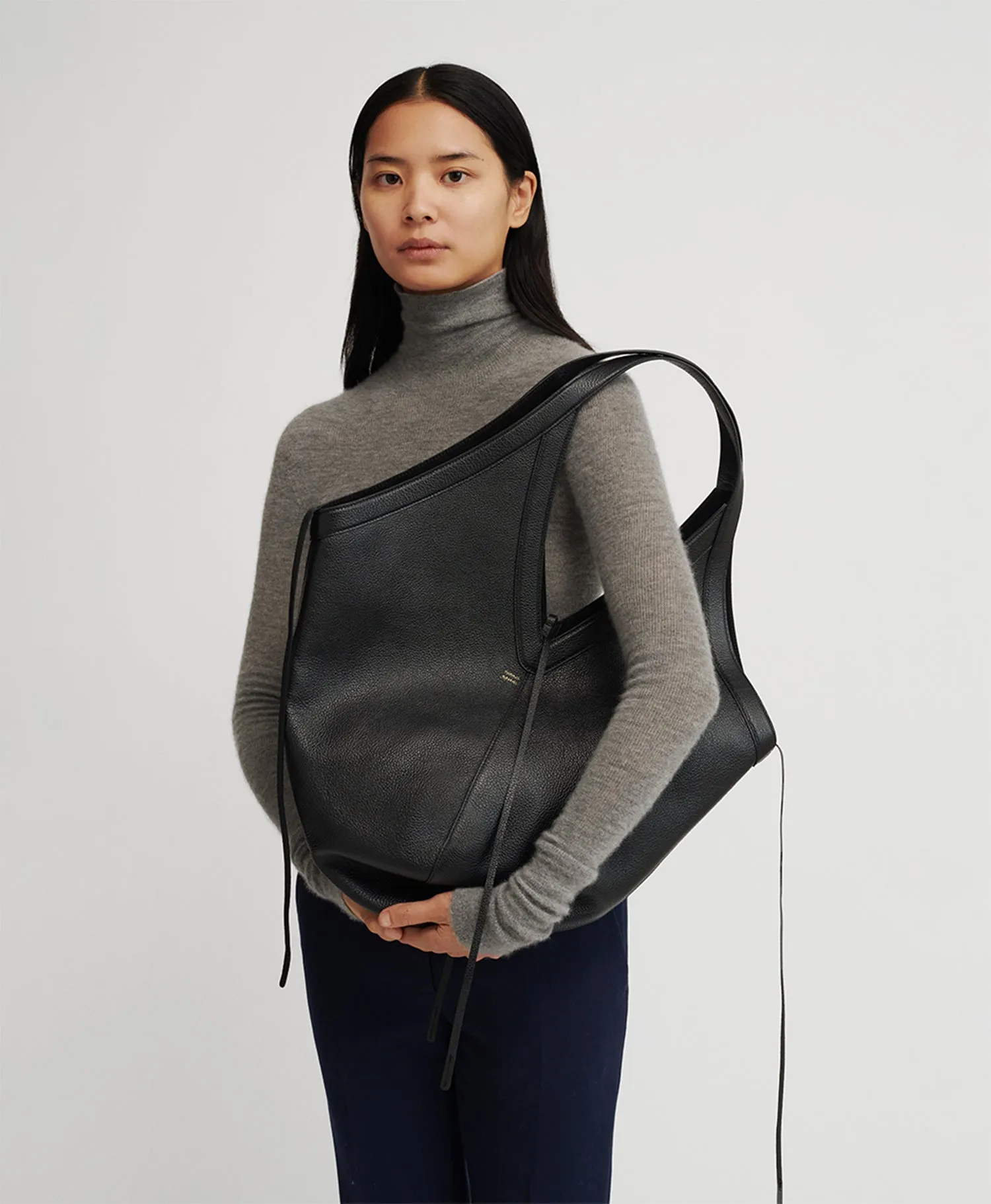 Soft M Hobo - Black