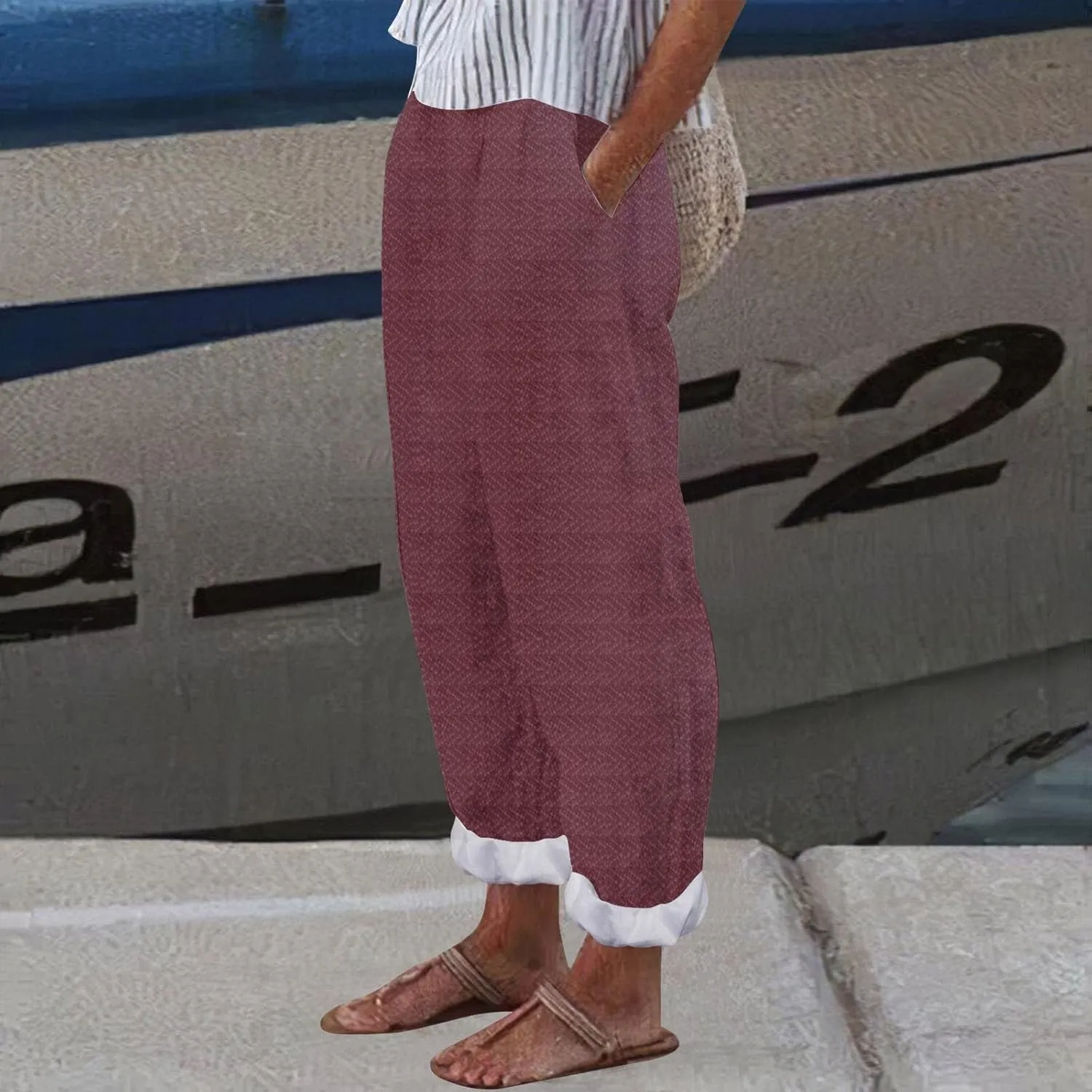 Womens Striped Linen Pants Casual High Waisted Wide Leg Cropped Pants Summer Beach Gauze Capri Trousers with Pockets
