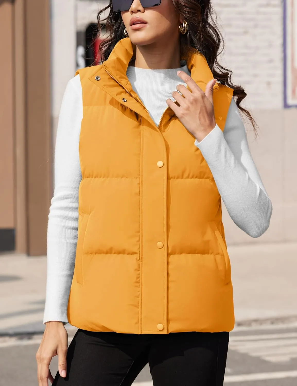 YUCOLEN Down Puffer Vest for Women Lightweight Warm Sleeveless Puffer Jacket 2024 Women Winter Trendy Puffy Vests